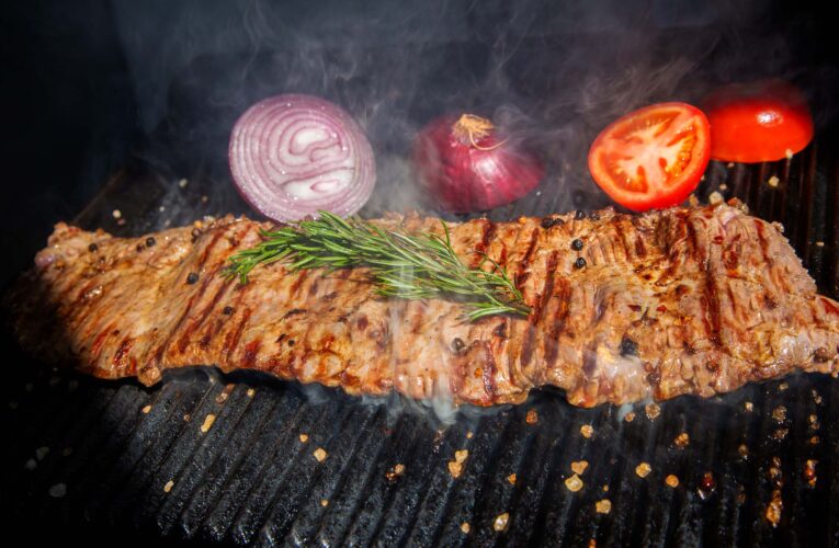 Empresa oferece corte de carne especial skirt steak no mercado brasileiro