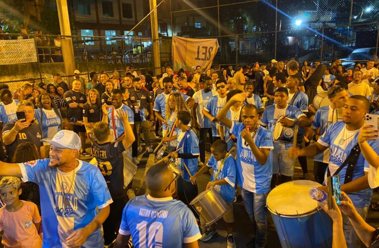 Samba e Funk nas Favelas faz apresentação no Carnaval 2023