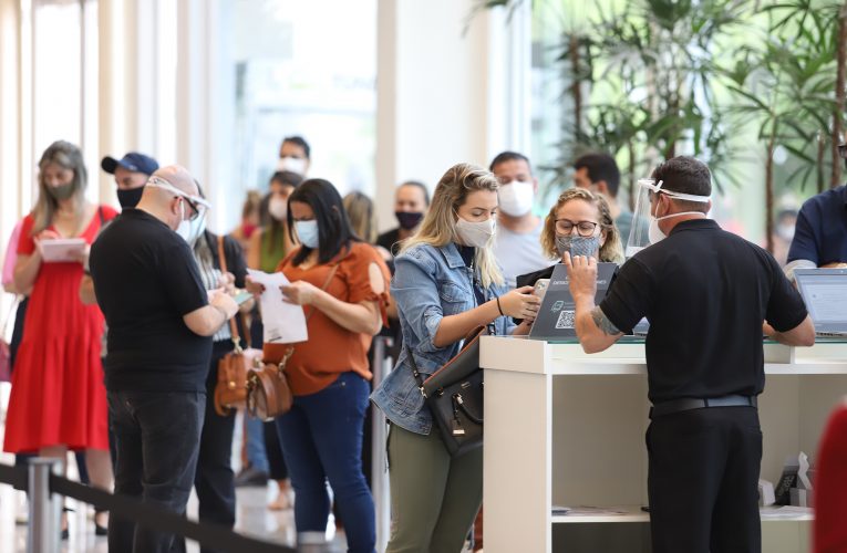 Feira de artigos para casa e decoração apresenta as principais novidades do setor em evento presencial