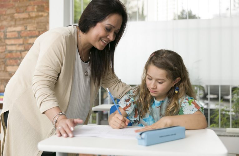 A importância do elogio para o aprendizado infantil