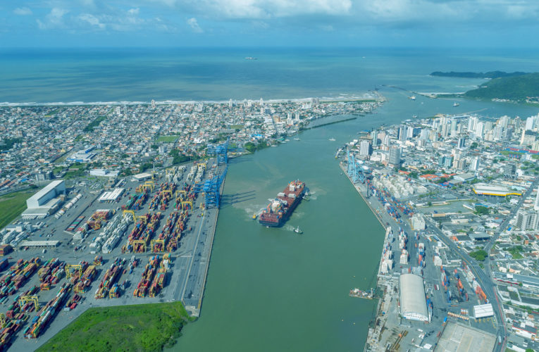 Porto de Itajaí bate recorde de movimentação em 2021