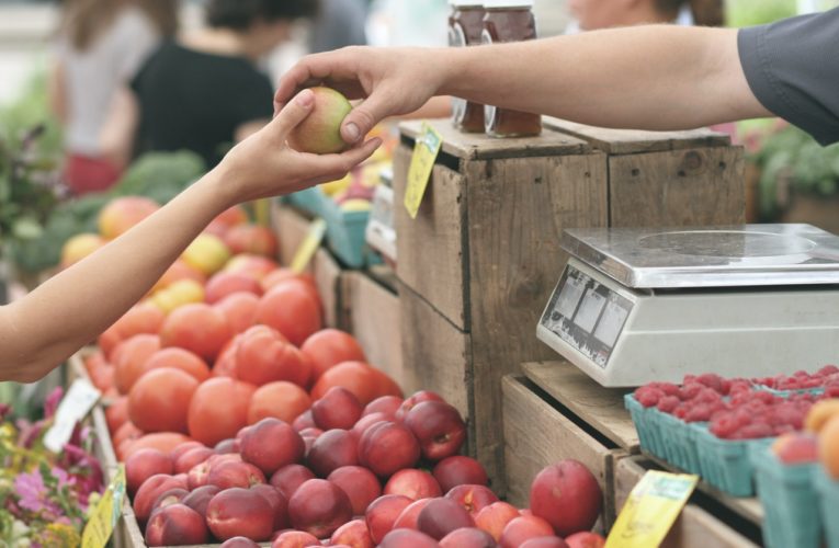 Apesar do aumento dos custos, mercado da alimentação deve crescer em 2022