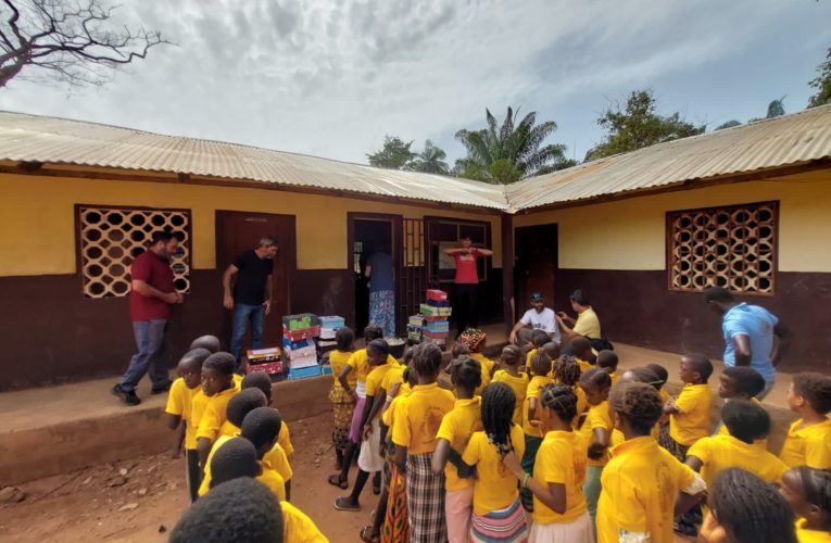 Empresa catarinense envia ajuda humanitária para Ucrânia e para Guiné-Bissau