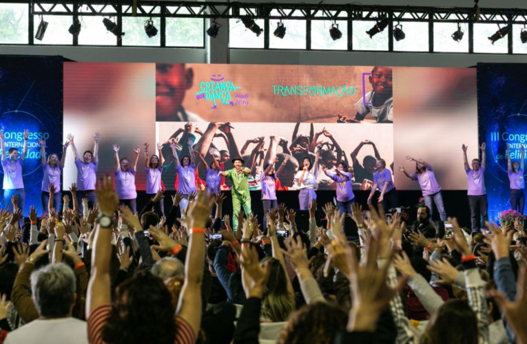 Congresso de Felicidade reúne especialistas em bem-estar e autoconhecimento