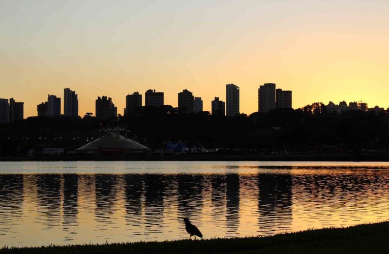 Livro de suspense tem como cenário a cidade de Curitiba