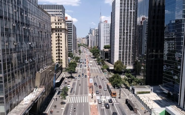 Dia Mundial da Limpeza concentra empresas na Avenida Paulista