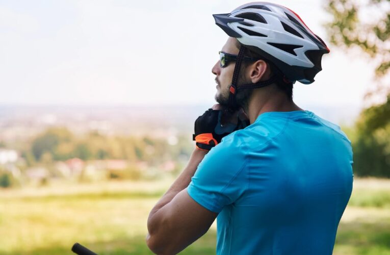 Usar capacete ao andar de bicicleta aumenta a segurança