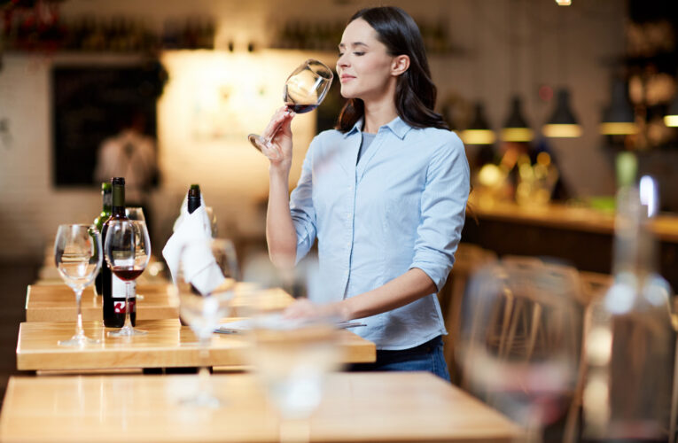 Brasileiro consome em média dois litros de vinho por ano