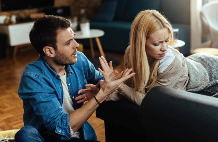Reclamar demais afeta saúde mental tanto de quem fala quanto de quem escuta